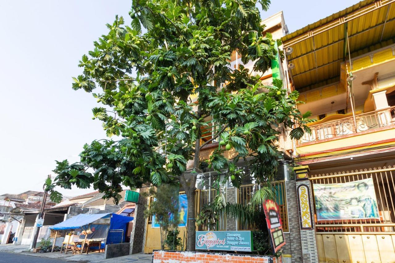 Homestay Gayatri Sawojajar Near Univ Negeri Malang Kampus 2 Mitra Reddoorz Exteriör bild
