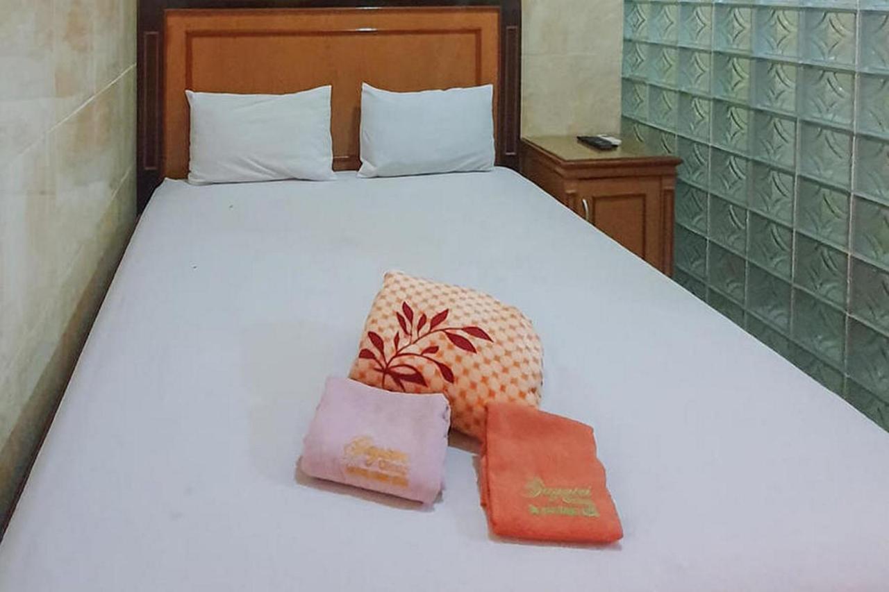 Homestay Gayatri Sawojajar Near Univ Negeri Malang Kampus 2 Mitra Reddoorz Exteriör bild
